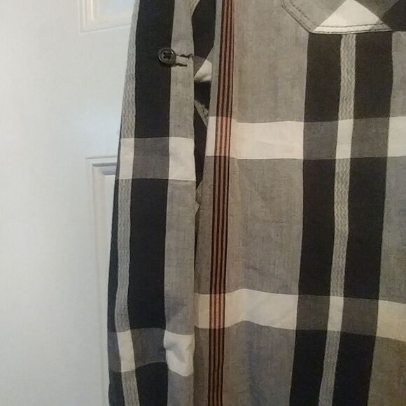 Carbon Classic Fit Roll Sleeve Button Front Shirt - Picture 4 of 6